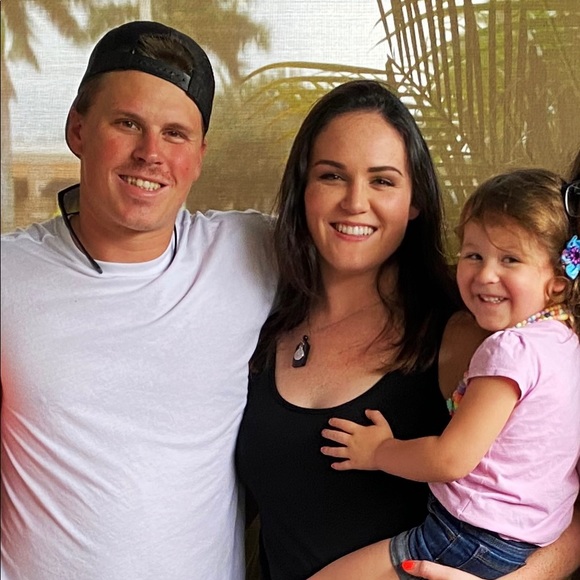 Meet your Posher, Taylor - Picture 6 of 10